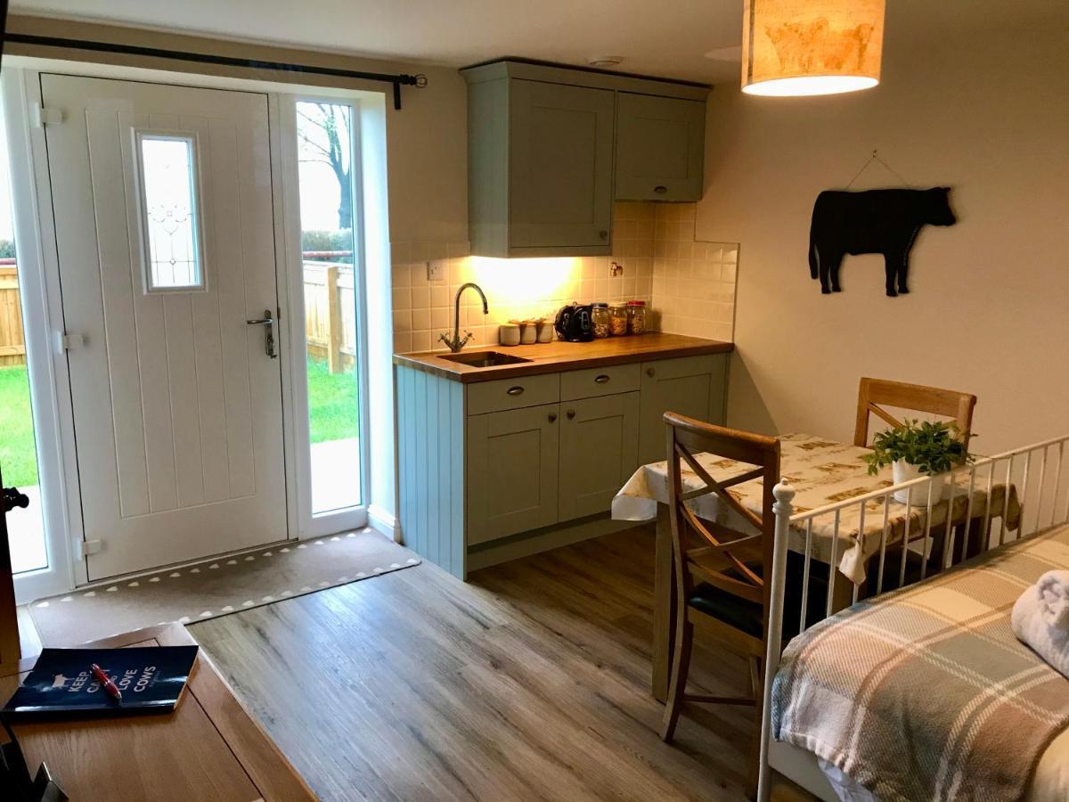 Brinsley Barn Apartment Blagdon Bagian luar foto