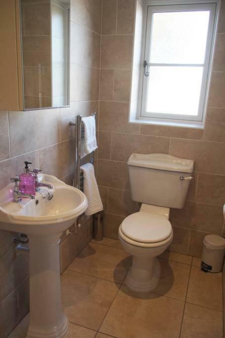 Brinsley Barn Apartment Blagdon Bagian luar foto
